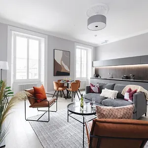 Joivy Luxurious On Notable George Street Edinburgh